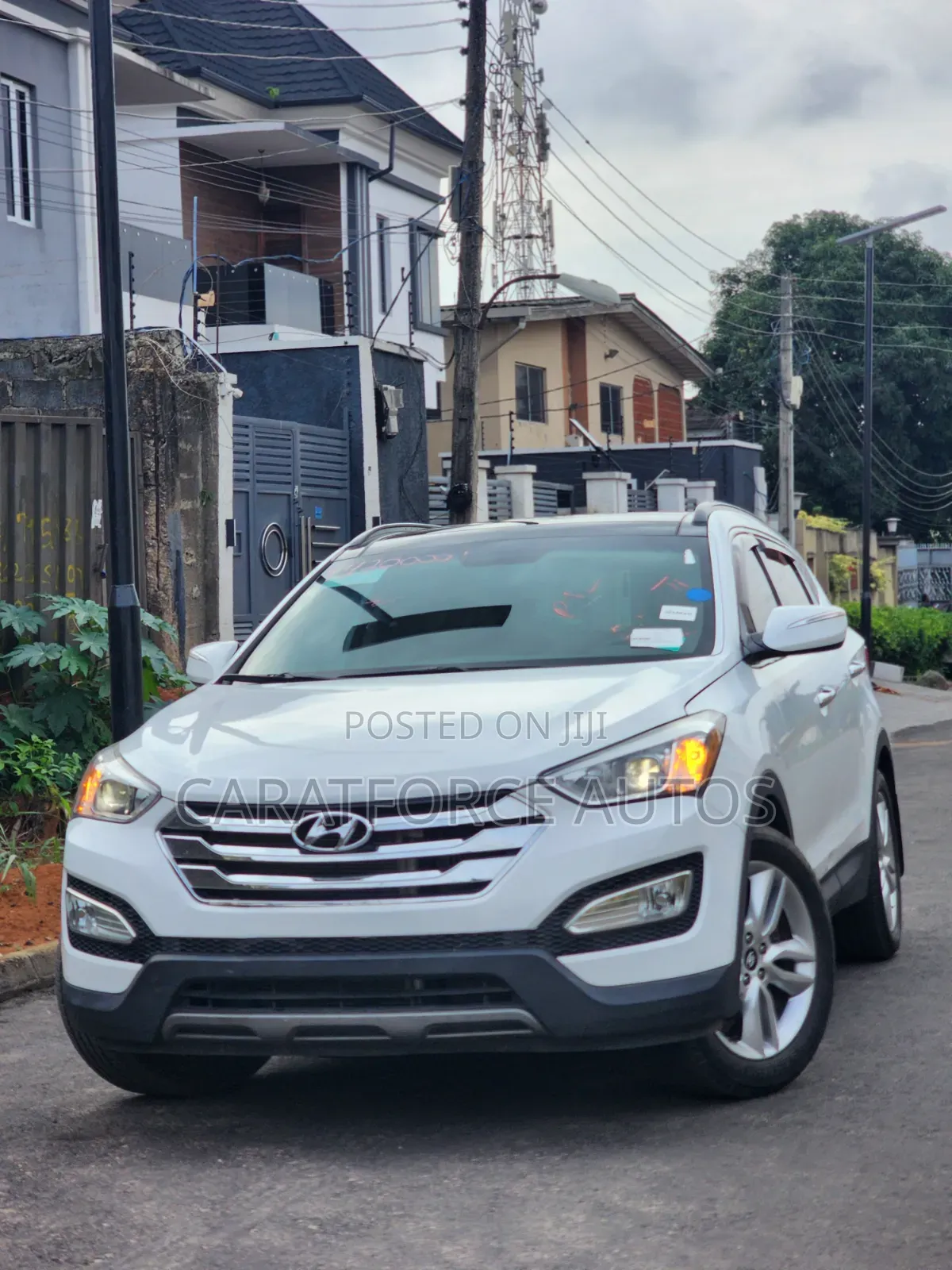 Hyundai Santa Fe SE AWD 2016 White