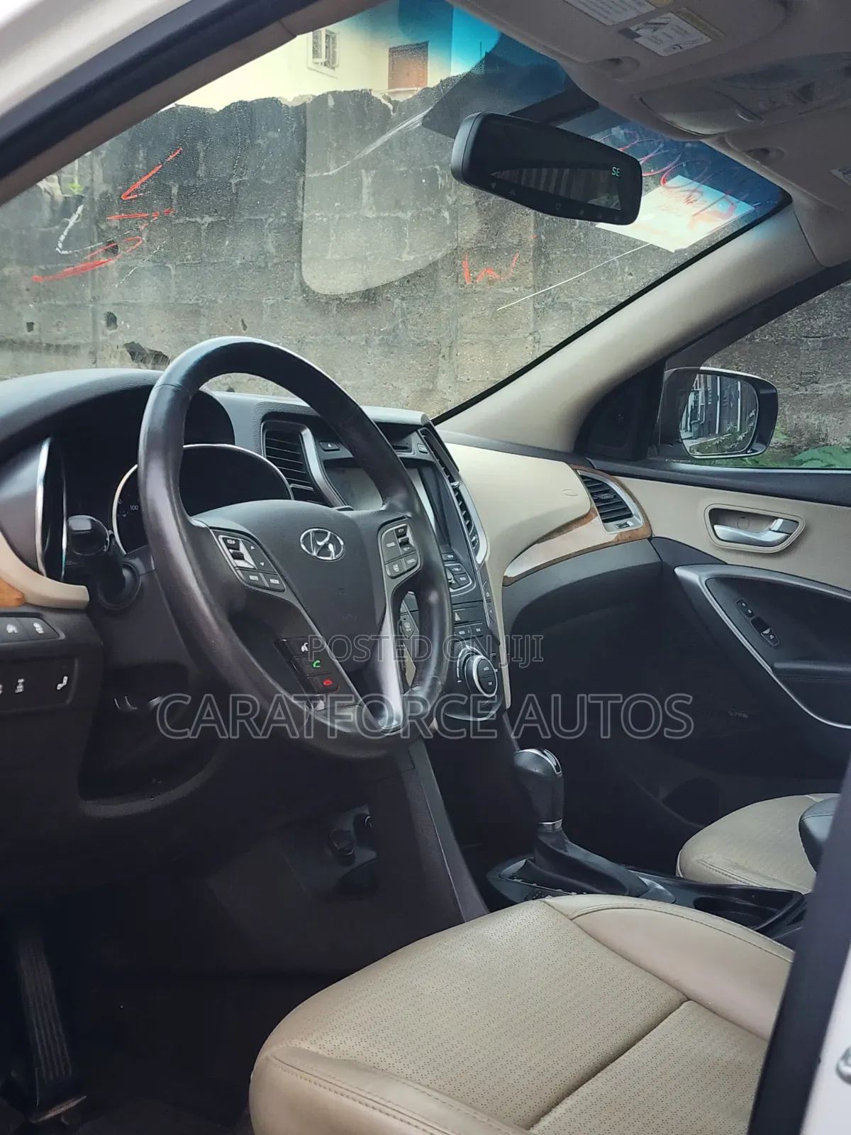 Hyundai Santa Fe SE AWD 2016 White