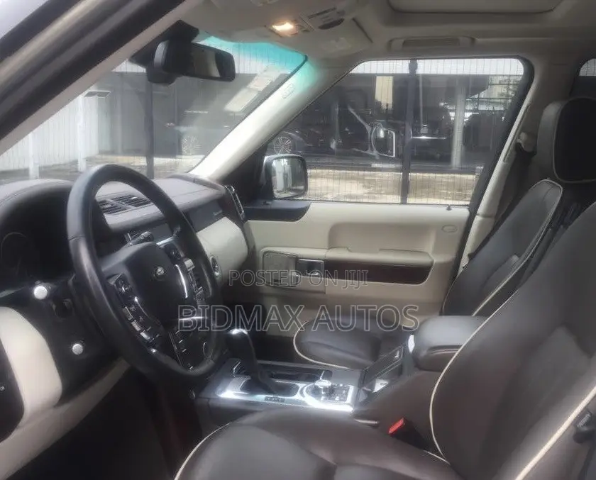Land Rover Range Rover Vogue 2010 Blue