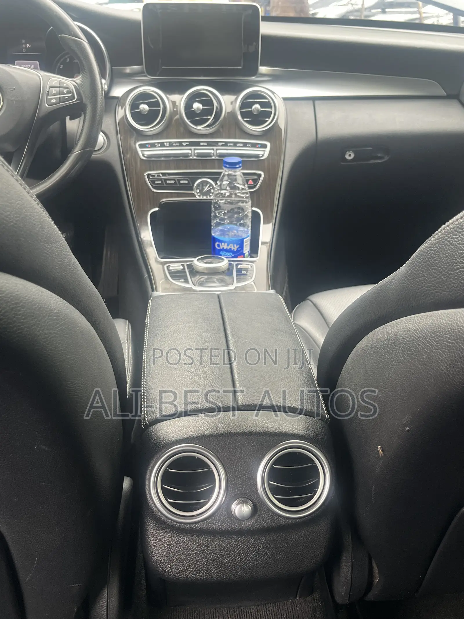 Mercedes-Benz C300 2016 Black