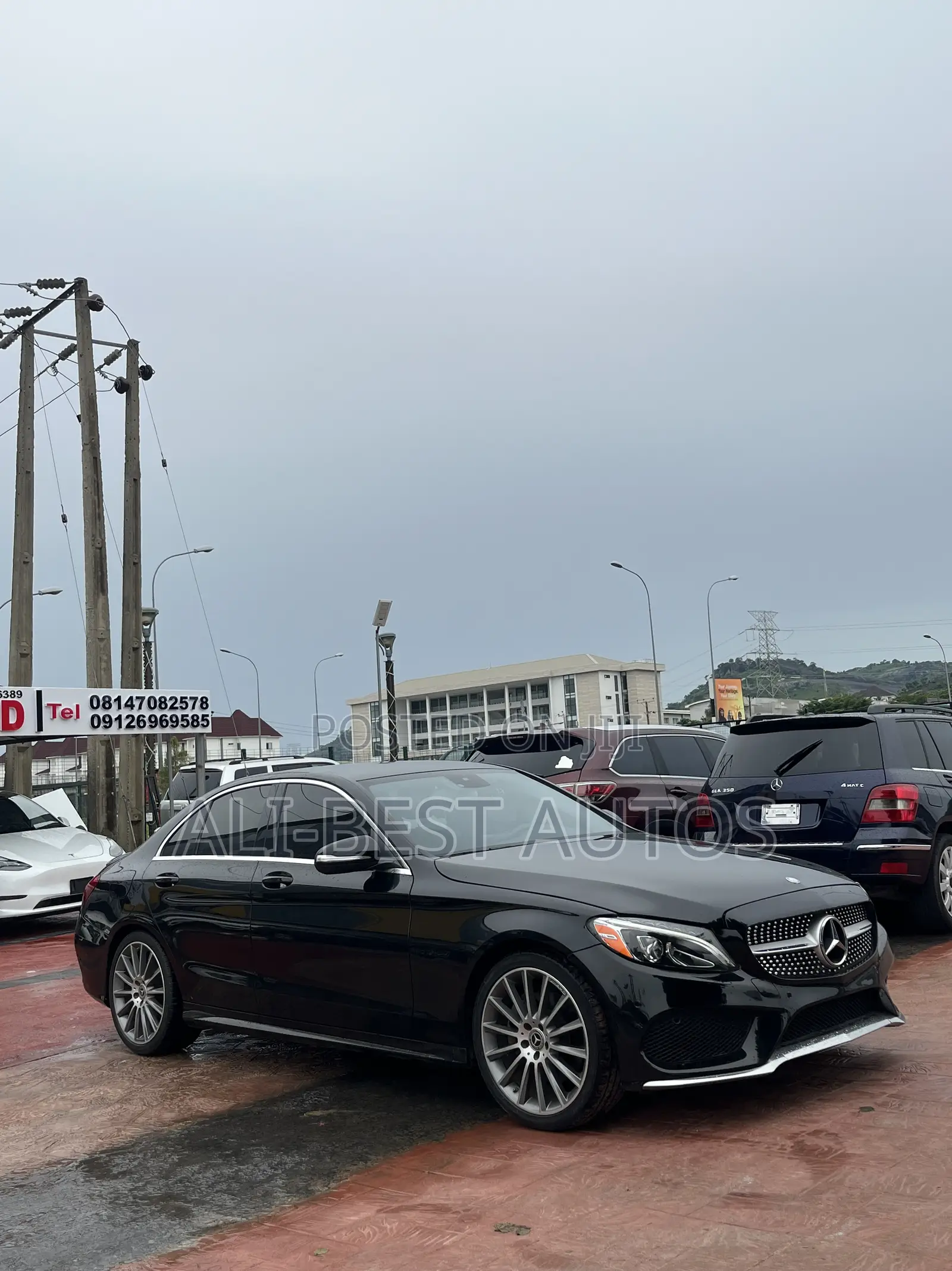 Mercedes-Benz C300 2016 Black
