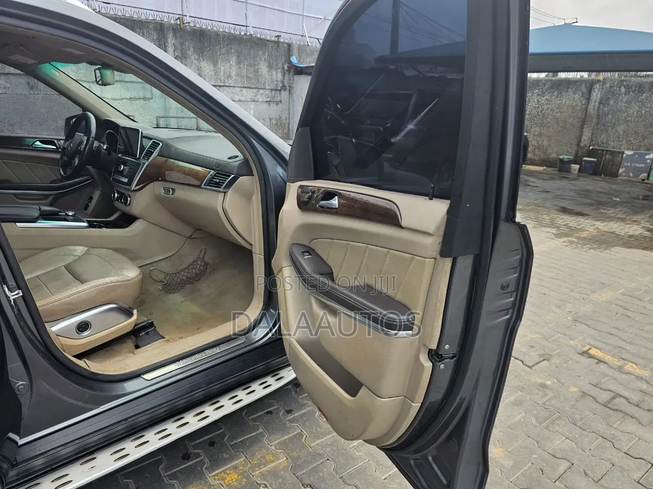 Mercedes-Benz GL-Class 2014 Beige