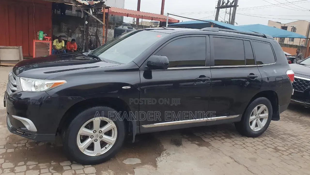 Toyota Highlander 2013 Black