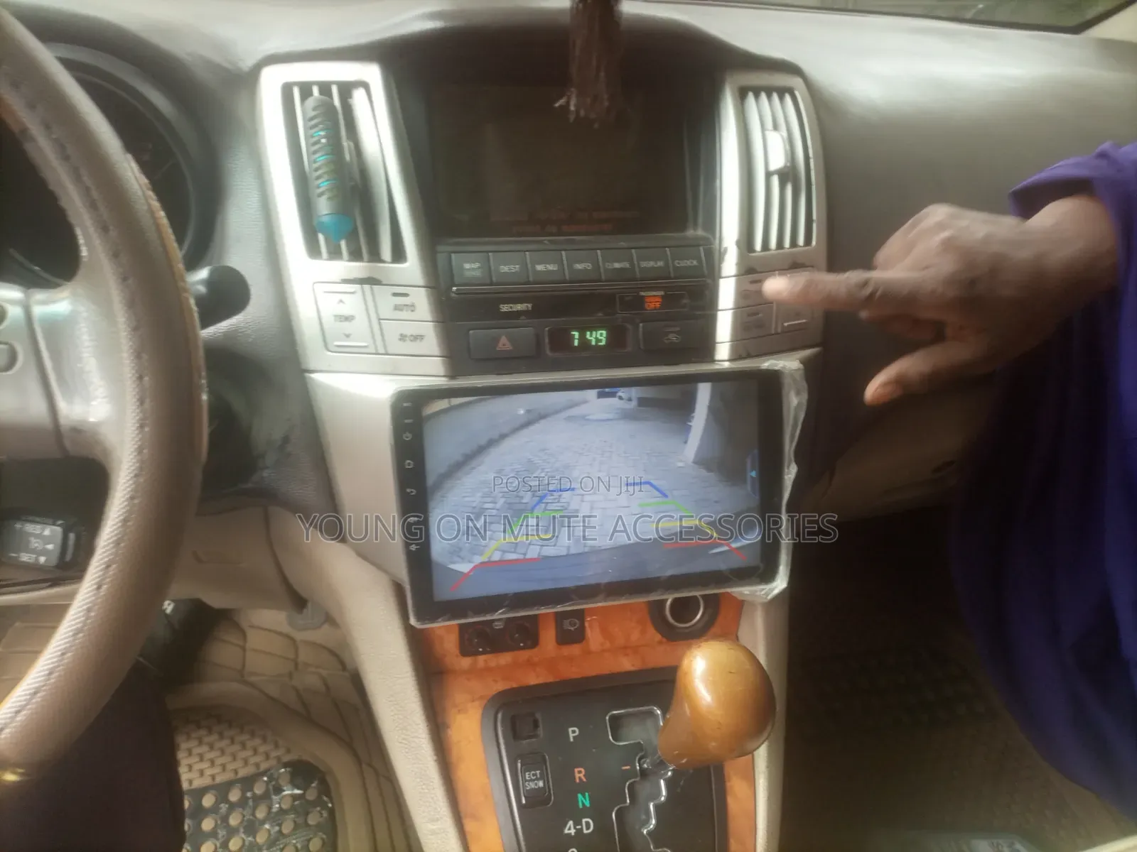 Lexus Rx 330/350 Down Android Player With Canbus & Reverse Camera