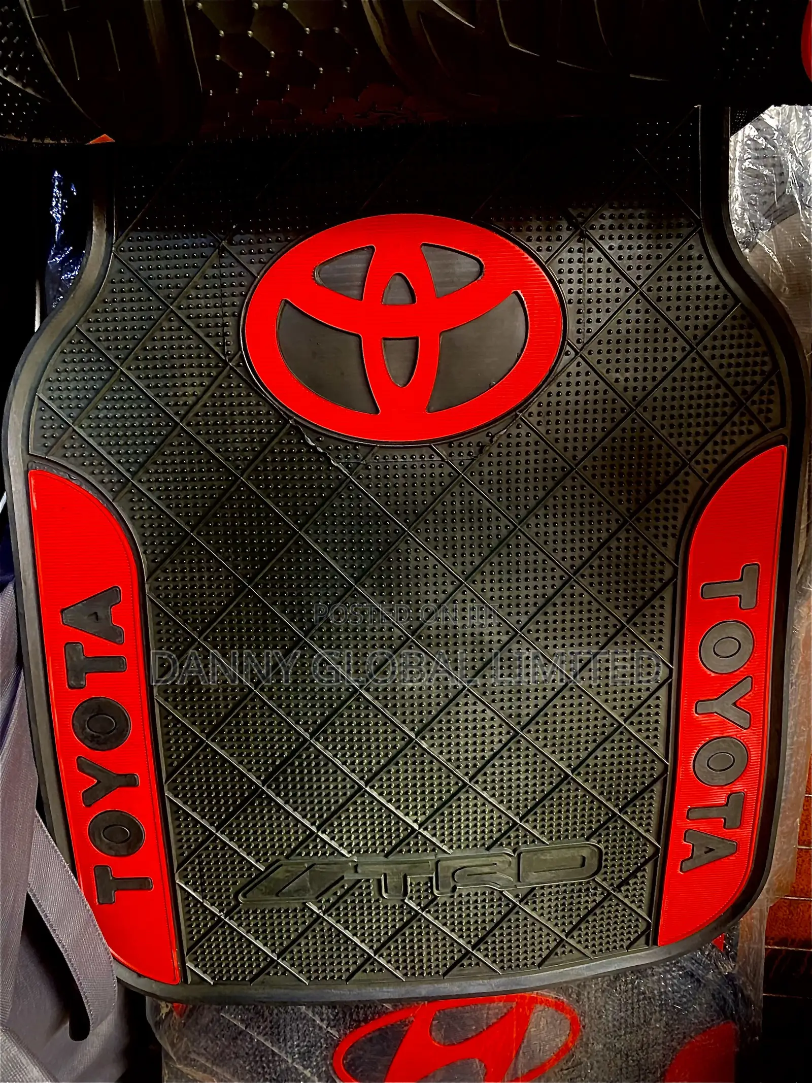 Toyota Rubber Foot Mat ( 5 Pieces )