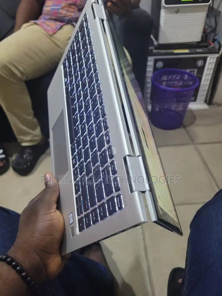 Laptop HP EliteBook 1040 G6 16GB Intel Core i7 SSD 512GB