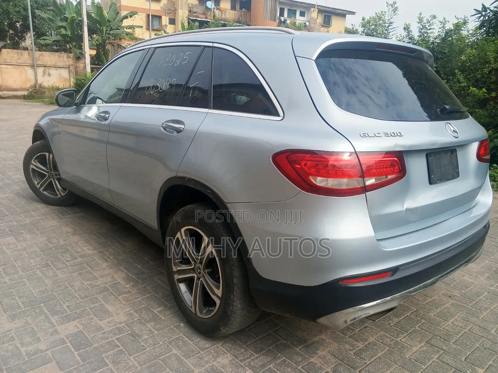 Mercedes-Benz GLC-Class 2017 Blue