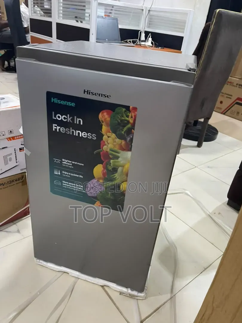 Hisense REF093DR 93L Personal Refrigerator