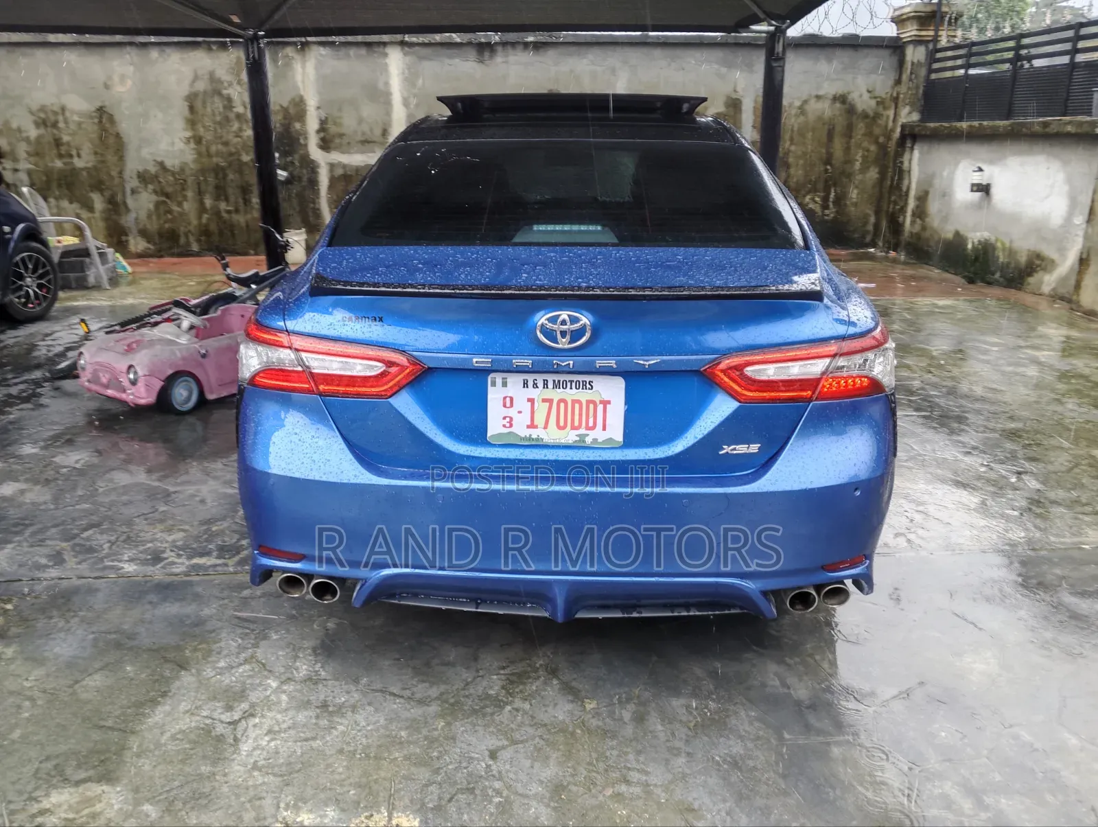 Toyota Camry 2019 Blue