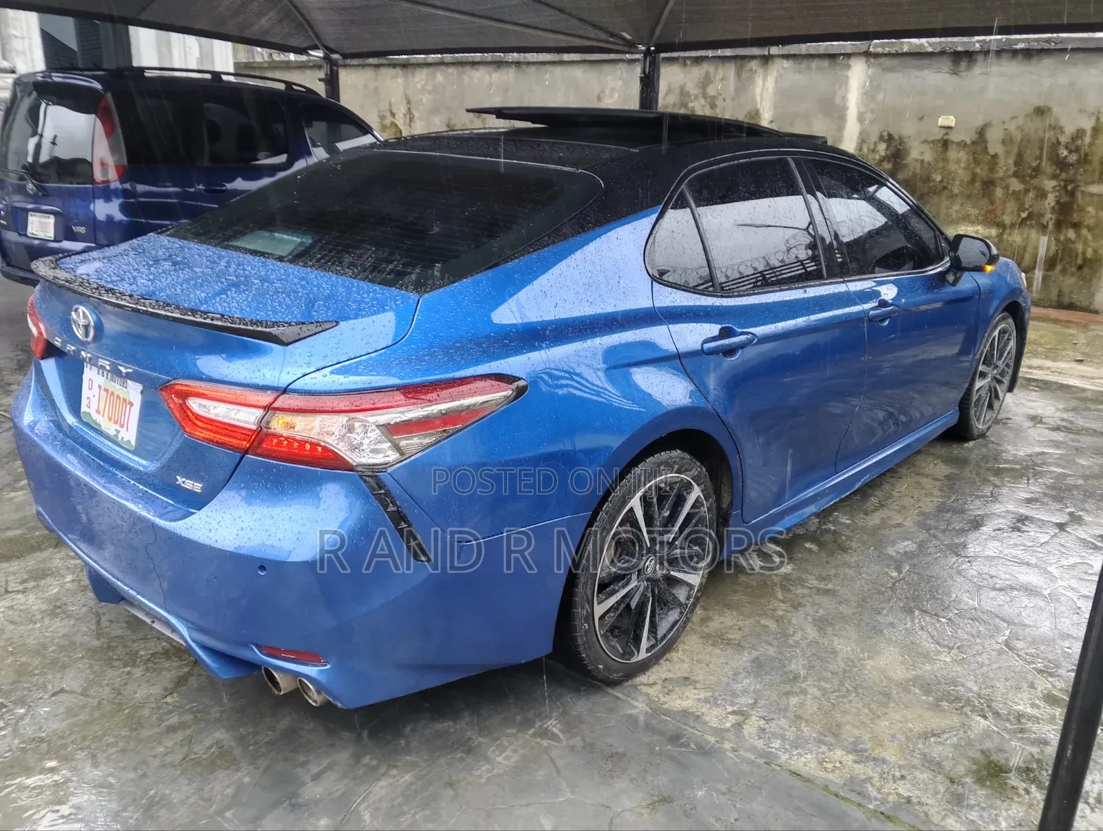 Toyota Camry 2019 Blue
