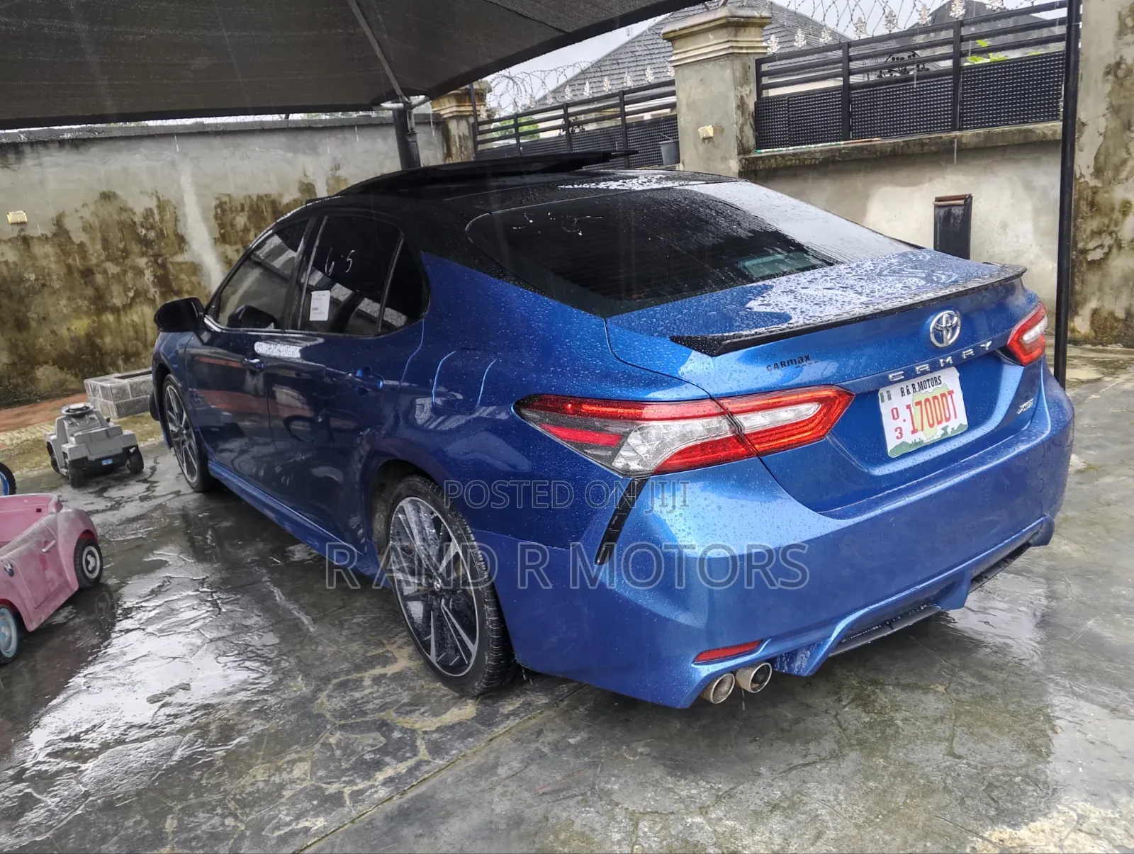 Toyota Camry 2019 Blue