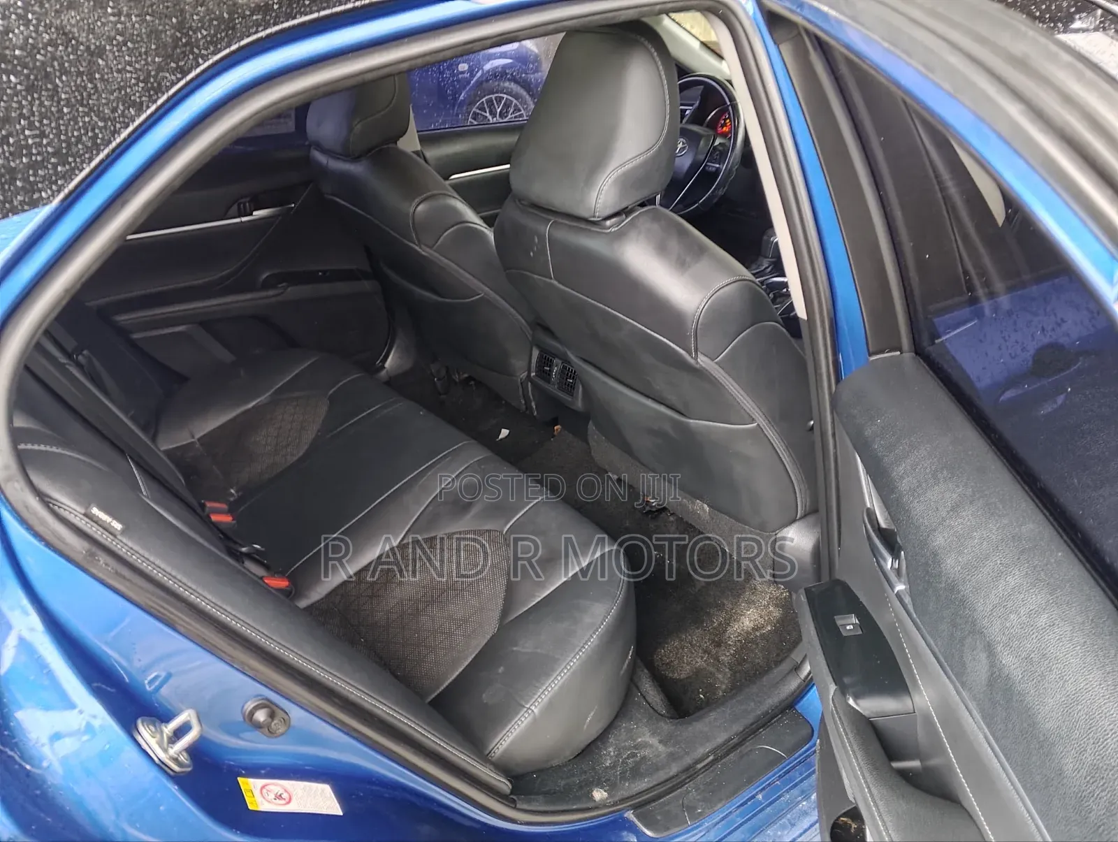 Toyota Camry 2019 Blue
