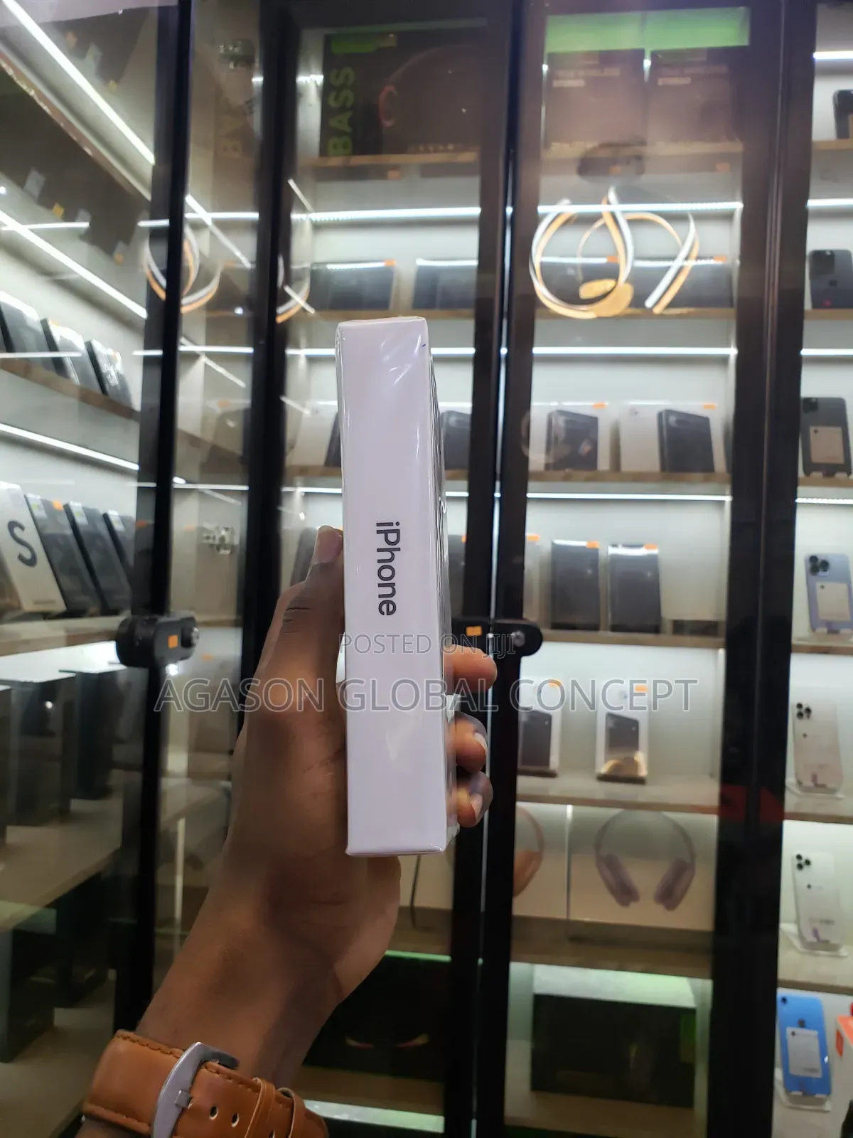 New Apple iPhone 11 128 GB Black