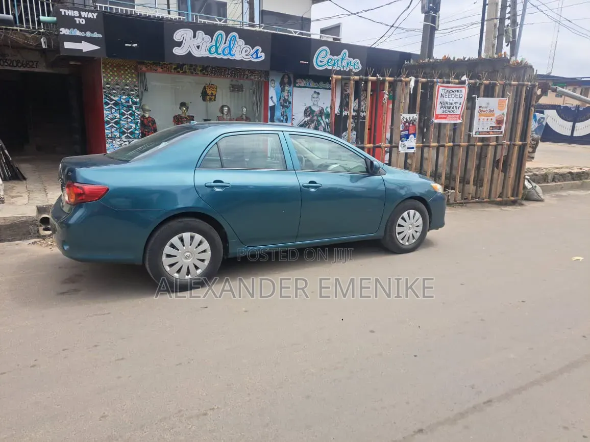 Toyota Corolla 2009 Green
