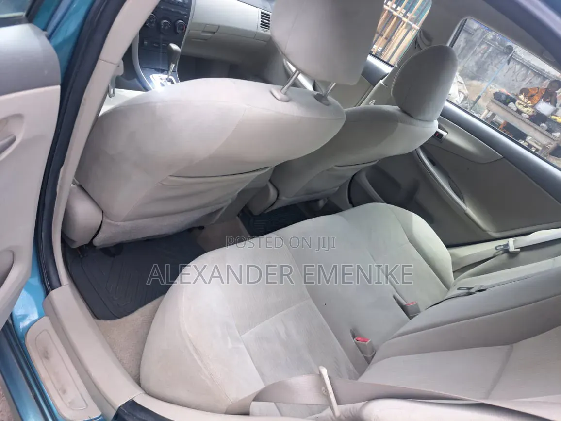 Toyota Corolla 2009 Green