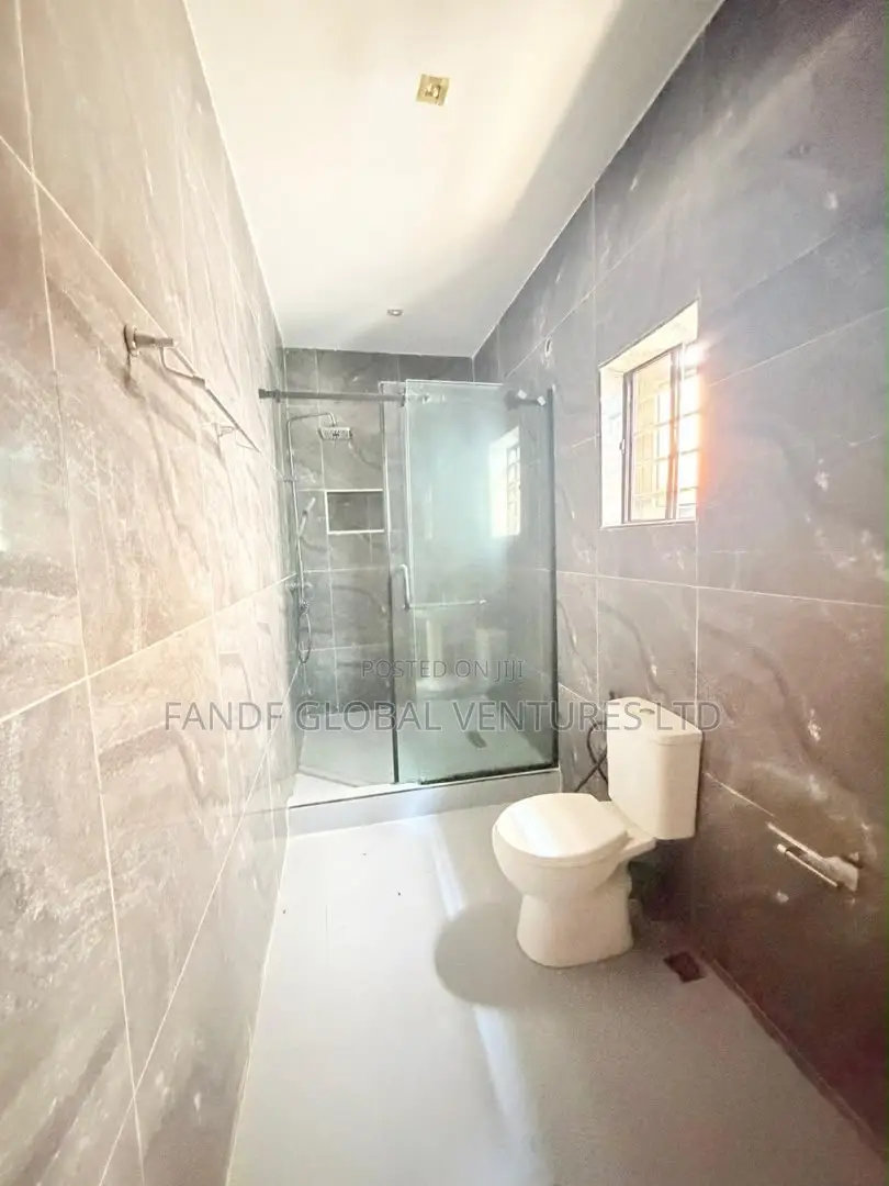 4bdrm Duplex in Magodo for sale