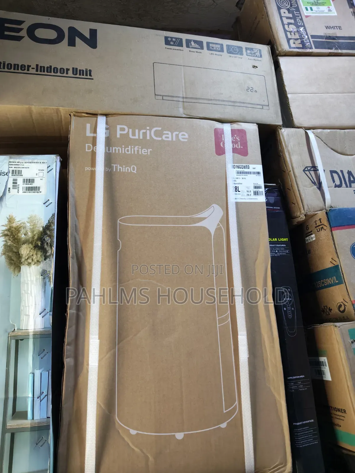 LG 28L Smart Dehumidifier-Moisture Absorber