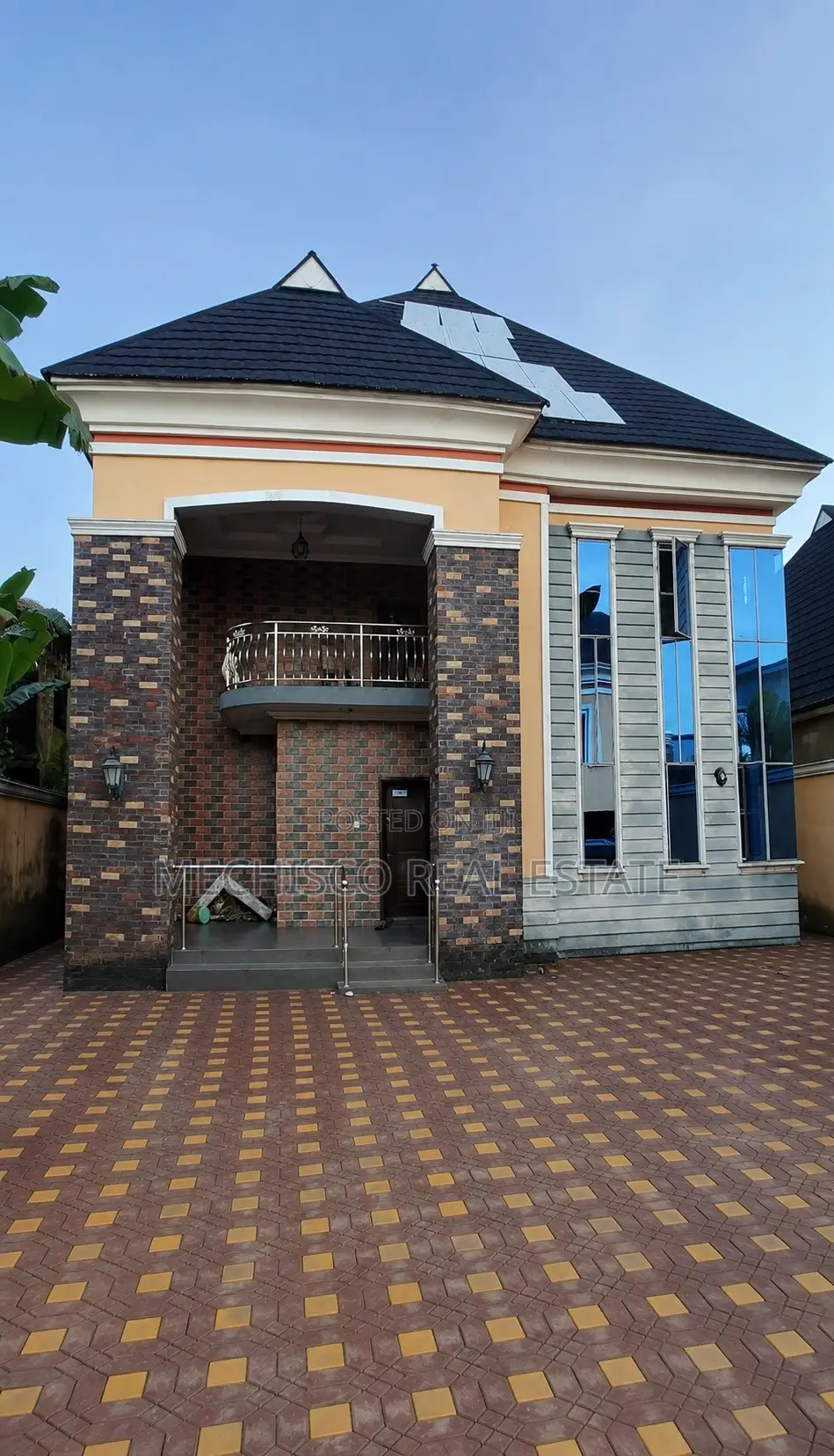 4bdrm Duplex in Eliozu for sale