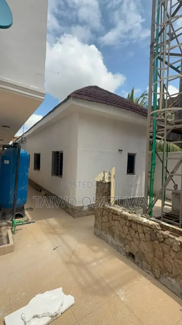 6bdrm Apartment in Ikoyi, Osborne Foreshore Estate for rent