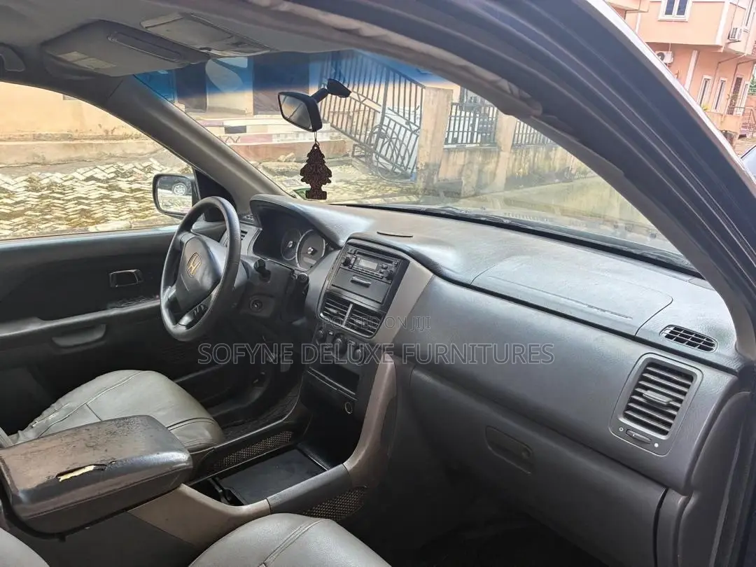 Honda Pilot 2005 Blue