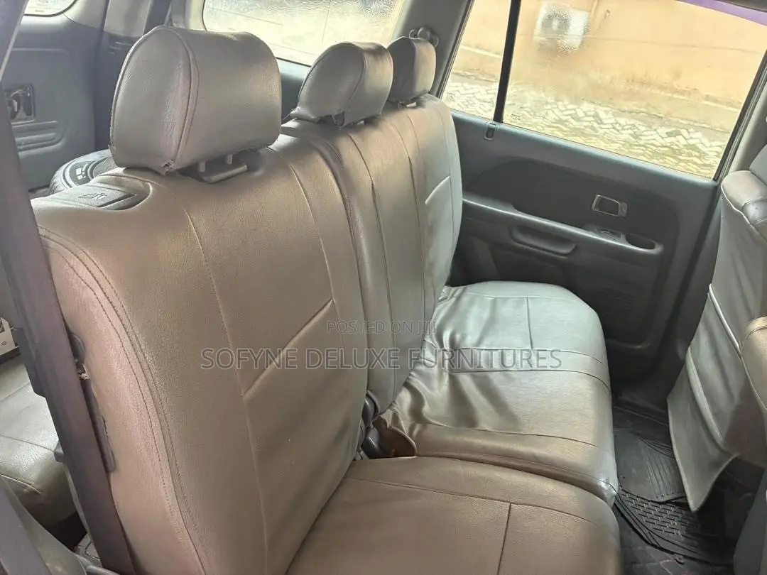 Honda Pilot 2005 Blue
