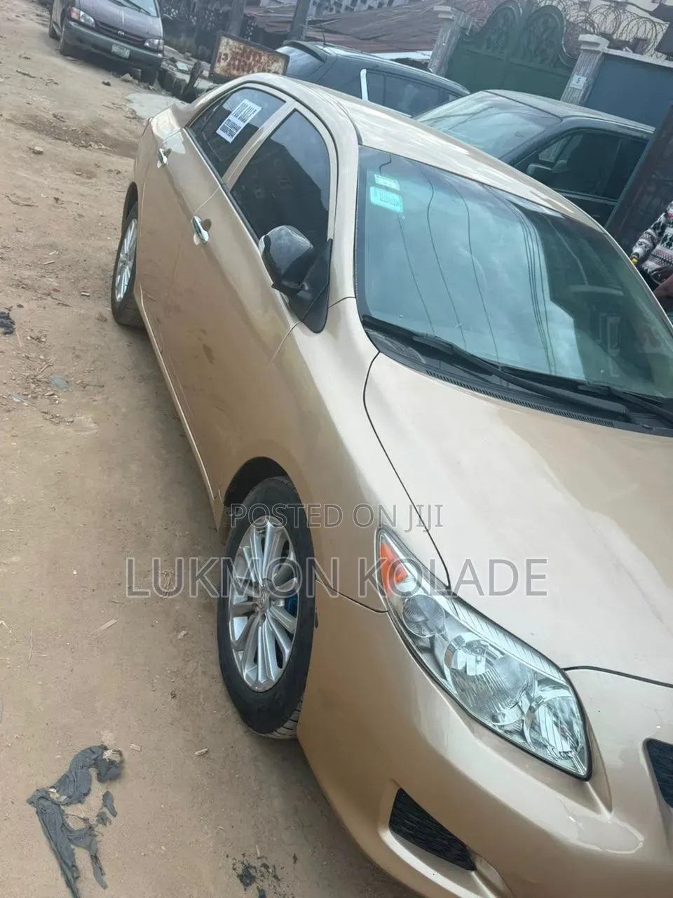 Toyota Corolla 2009 Gold