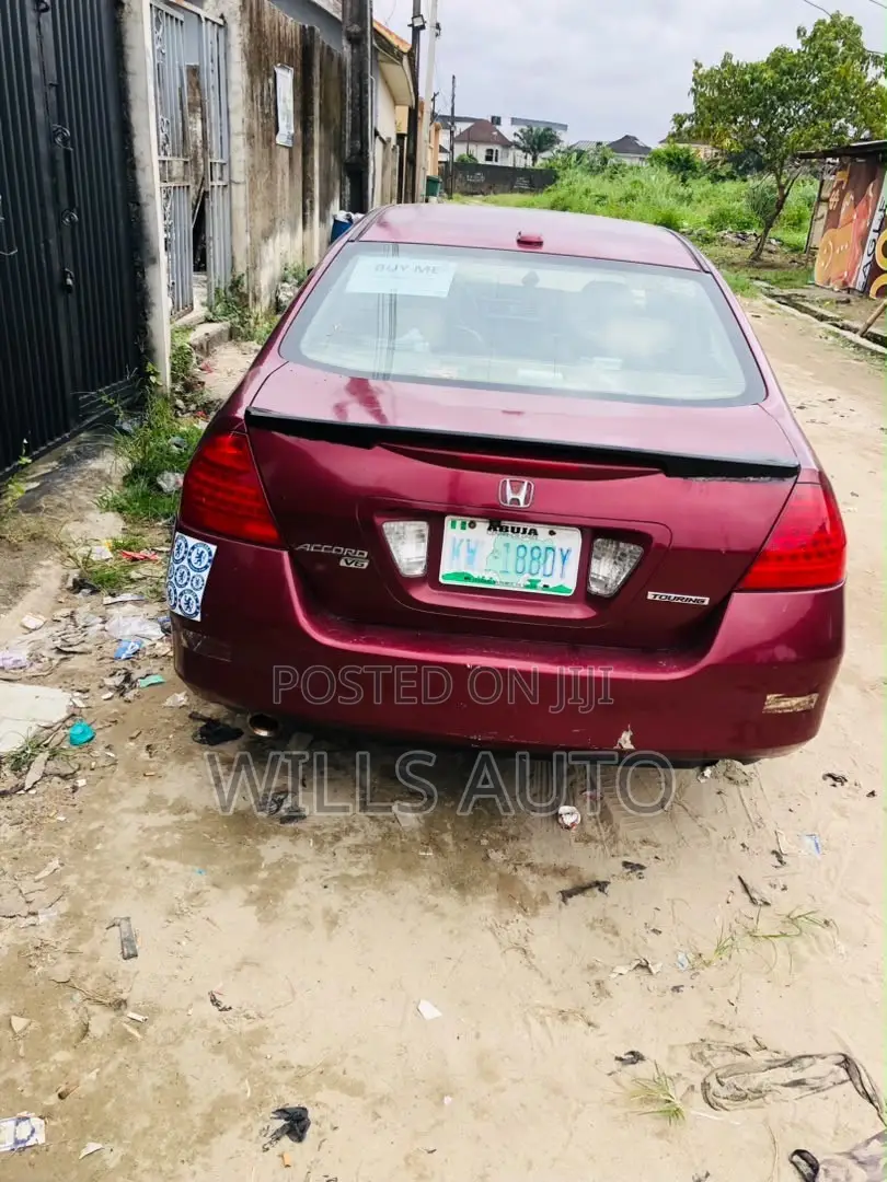 Honda Accord 2006 Red