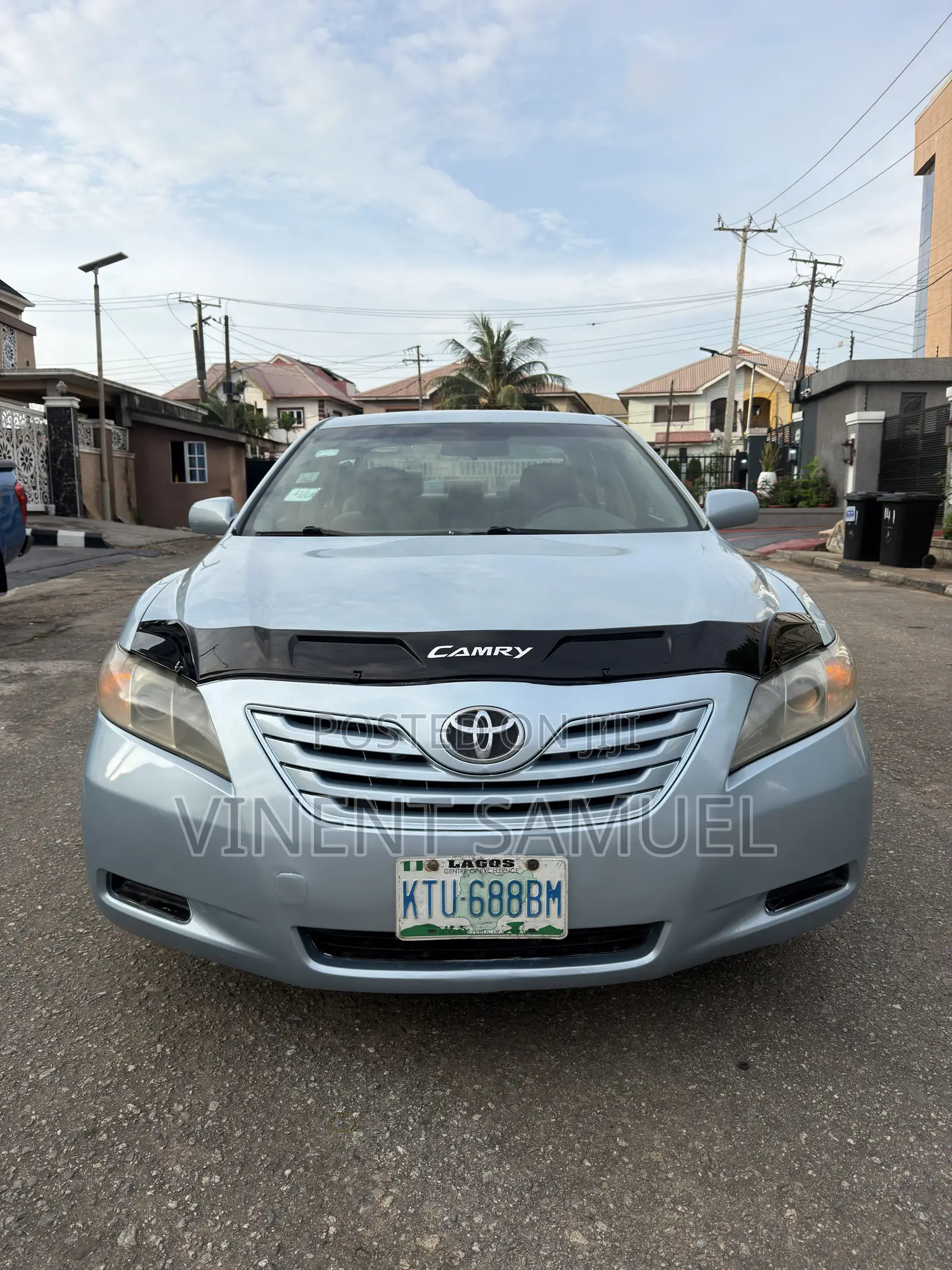 Toyota Camry 2018 Blue
