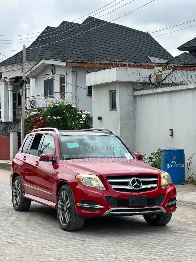 Mercedes-Benz GLK-Class 2013 Red