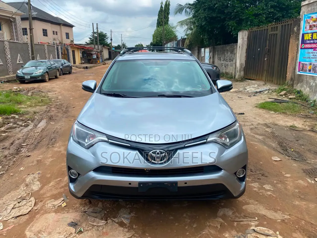 Toyota RAV4 Limited AWD (2.5L 4cyl 6A) 2016 Silver