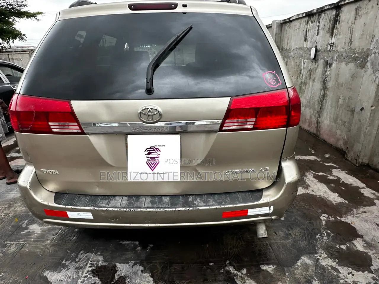 Toyota Sienna 2005 Gold