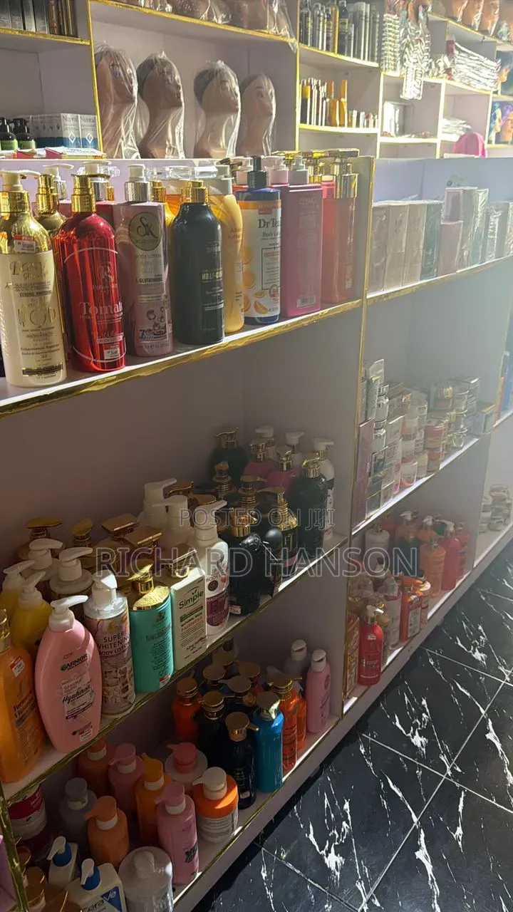 Beauty/Hair Wholesale Shop for Lease in Ibeju Lekki