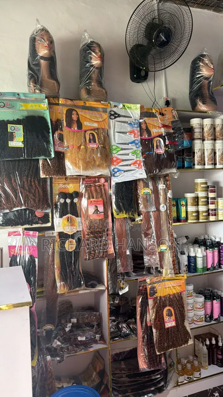 Beauty/Hair Wholesale Shop for Lease in Ibeju Lekki