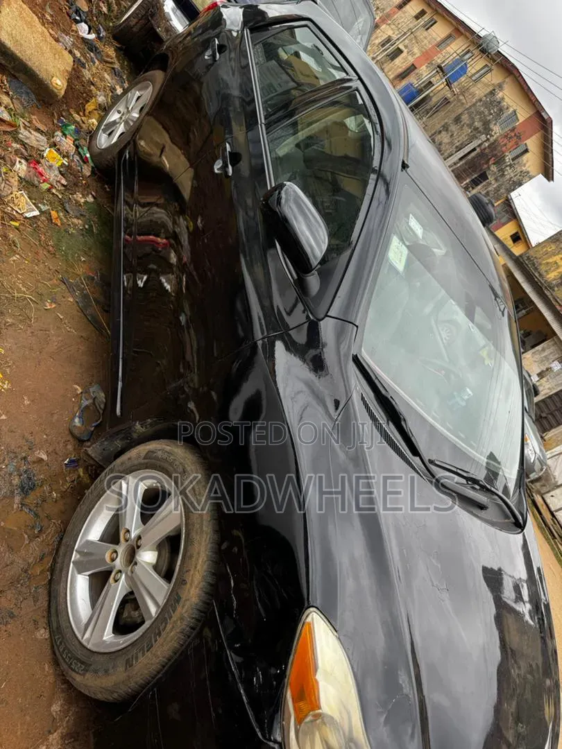 Toyota Matrix S Hatchback AWD (2.4L 4cyl 4A) 2009 Black