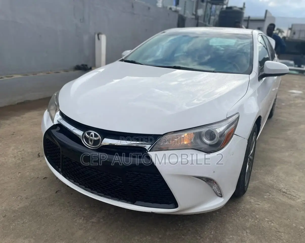 Toyota Camry 2014 White
