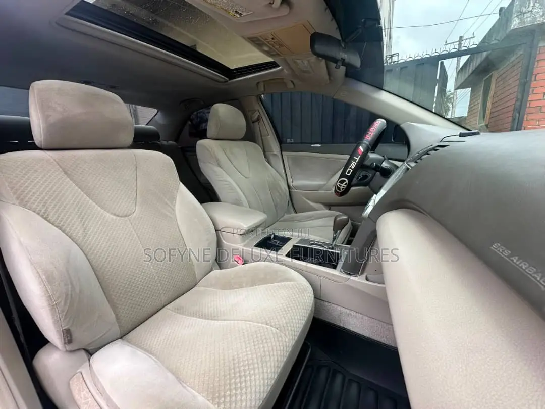 Toyota Camry 2008 Gold