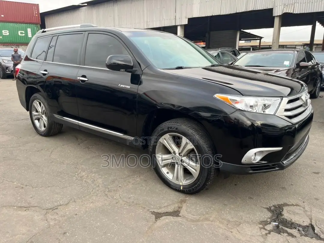Toyota Highlander Limited 2012 Black
