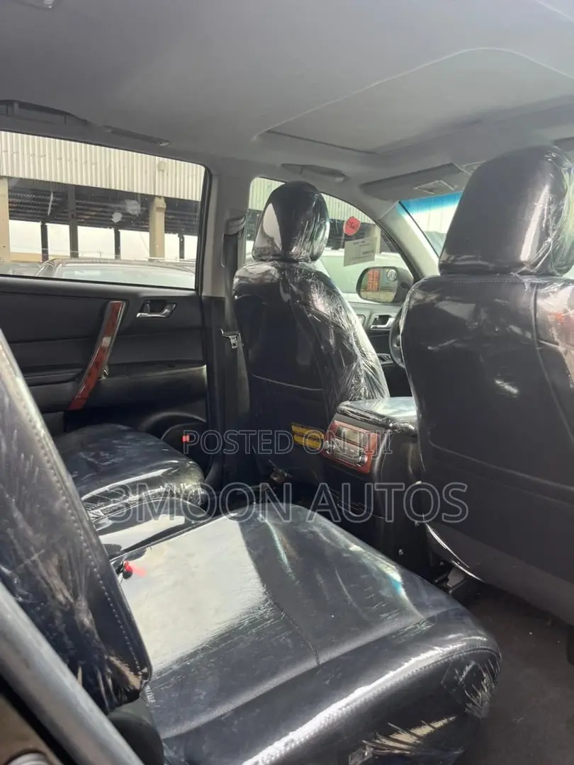 Toyota Highlander Limited 2012 Black