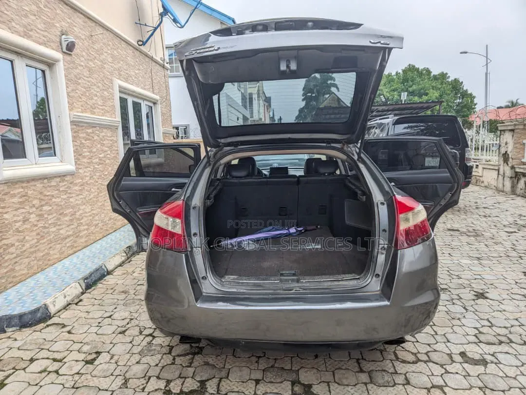 Honda Crosstour 3.5 FWD 2013 Gray