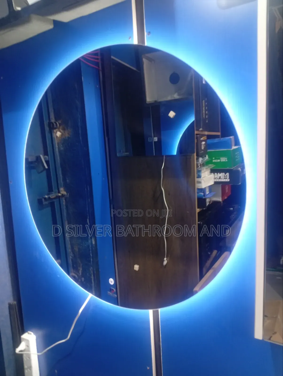 Round LED Smart Wall Mirror With Blue Backlight
