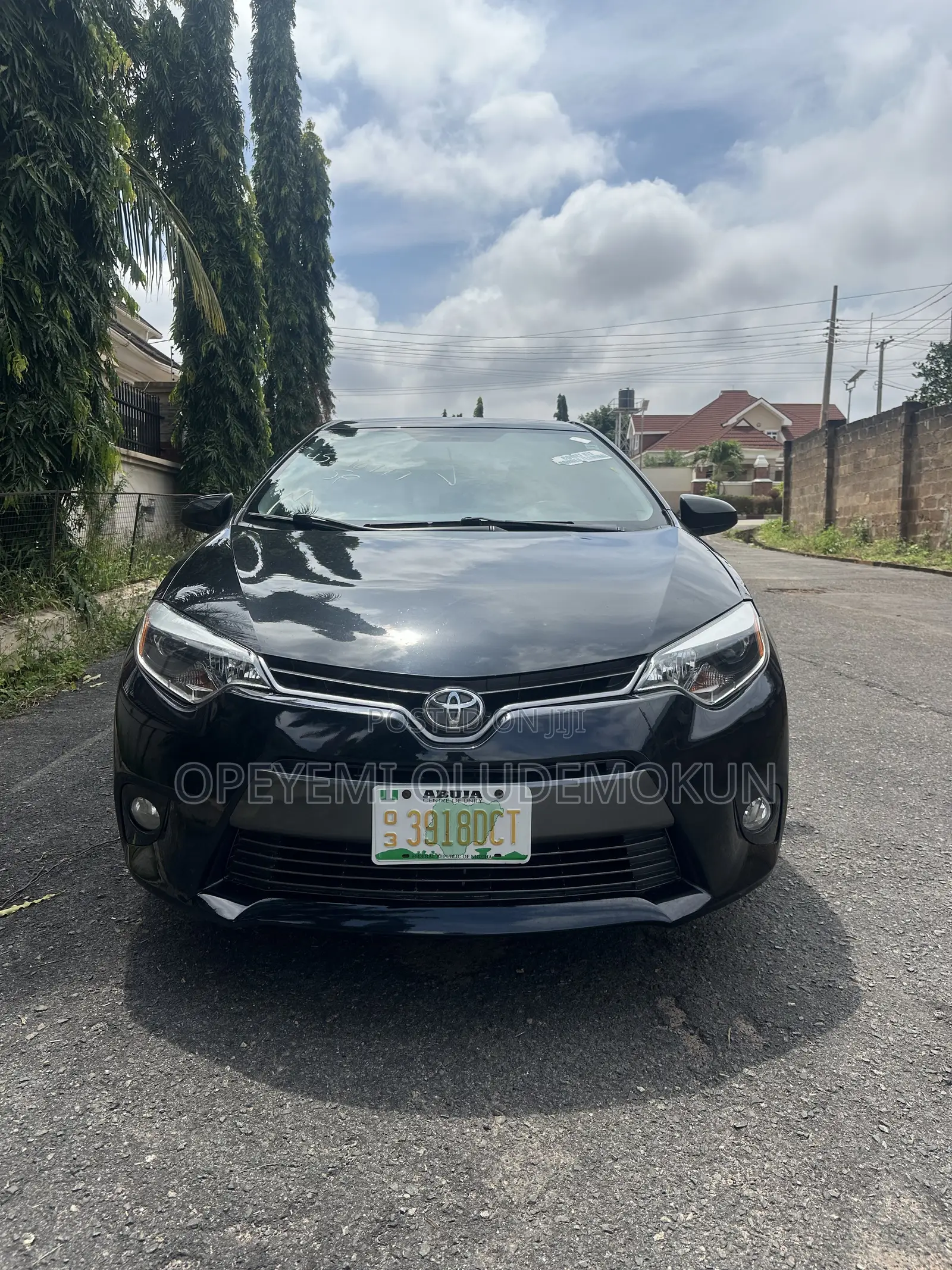 Toyota Corolla LE Premium 4dr Sedan (1.8L 4cyl CVT) 2015 Black