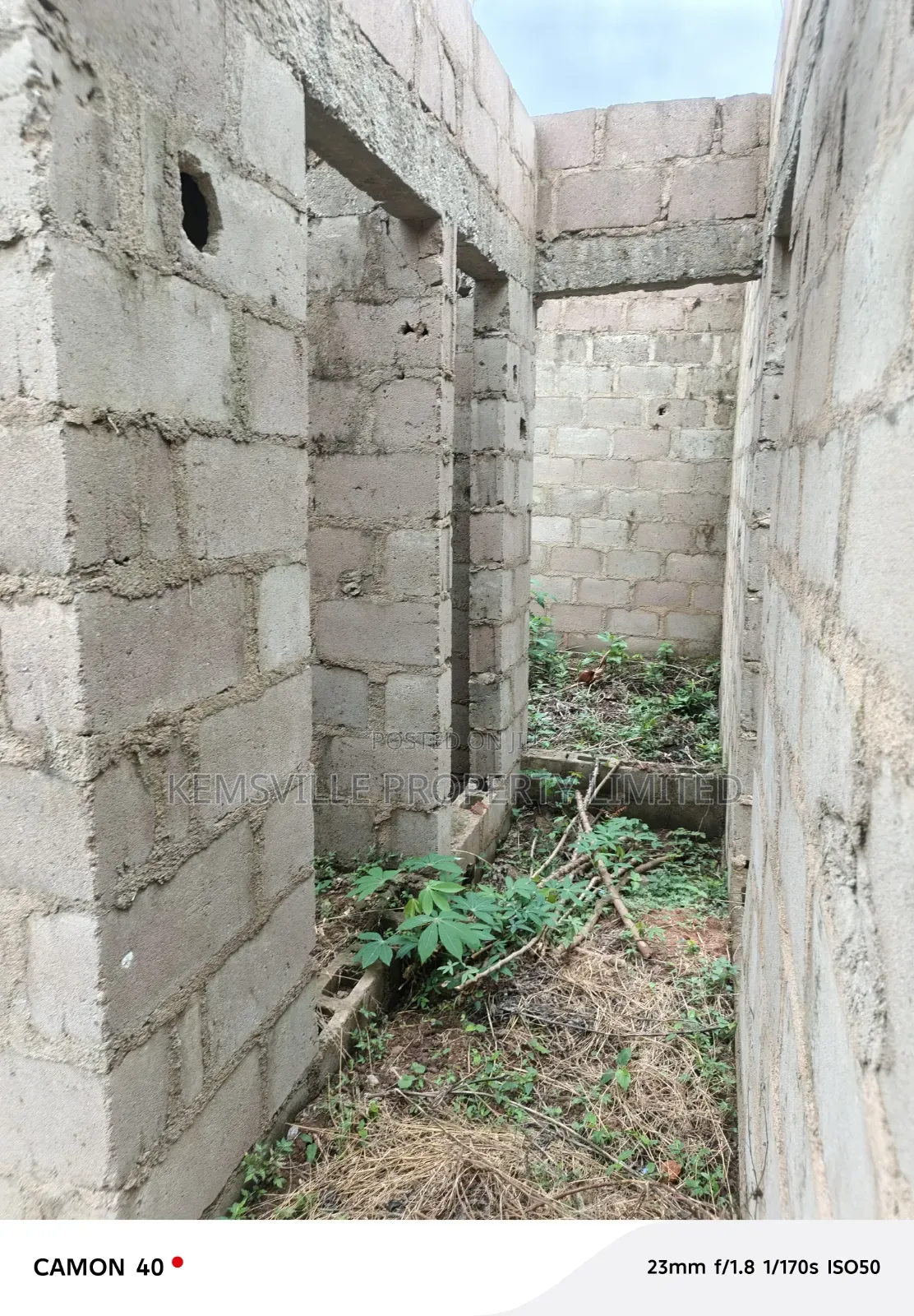 Mini Flat in Remo North for sale
