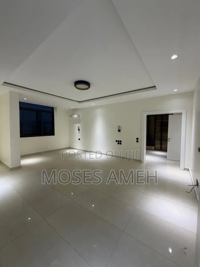 3bdrm Apartment in Guzape District for sale