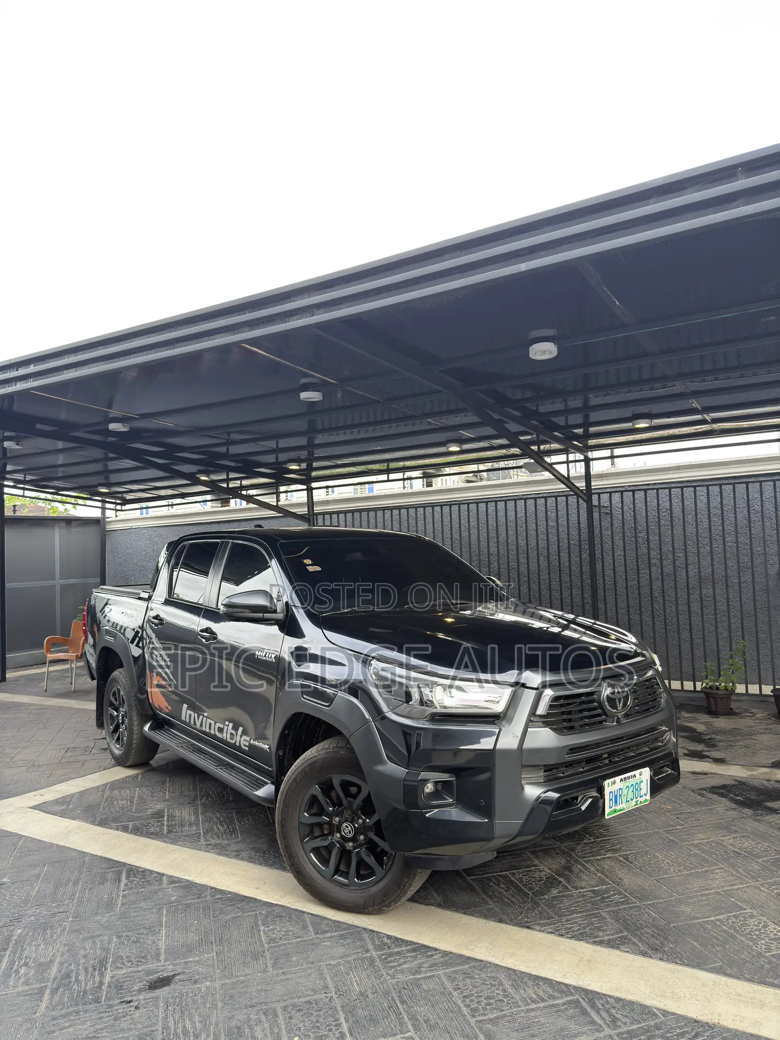 Toyota Hilux 2024 Black