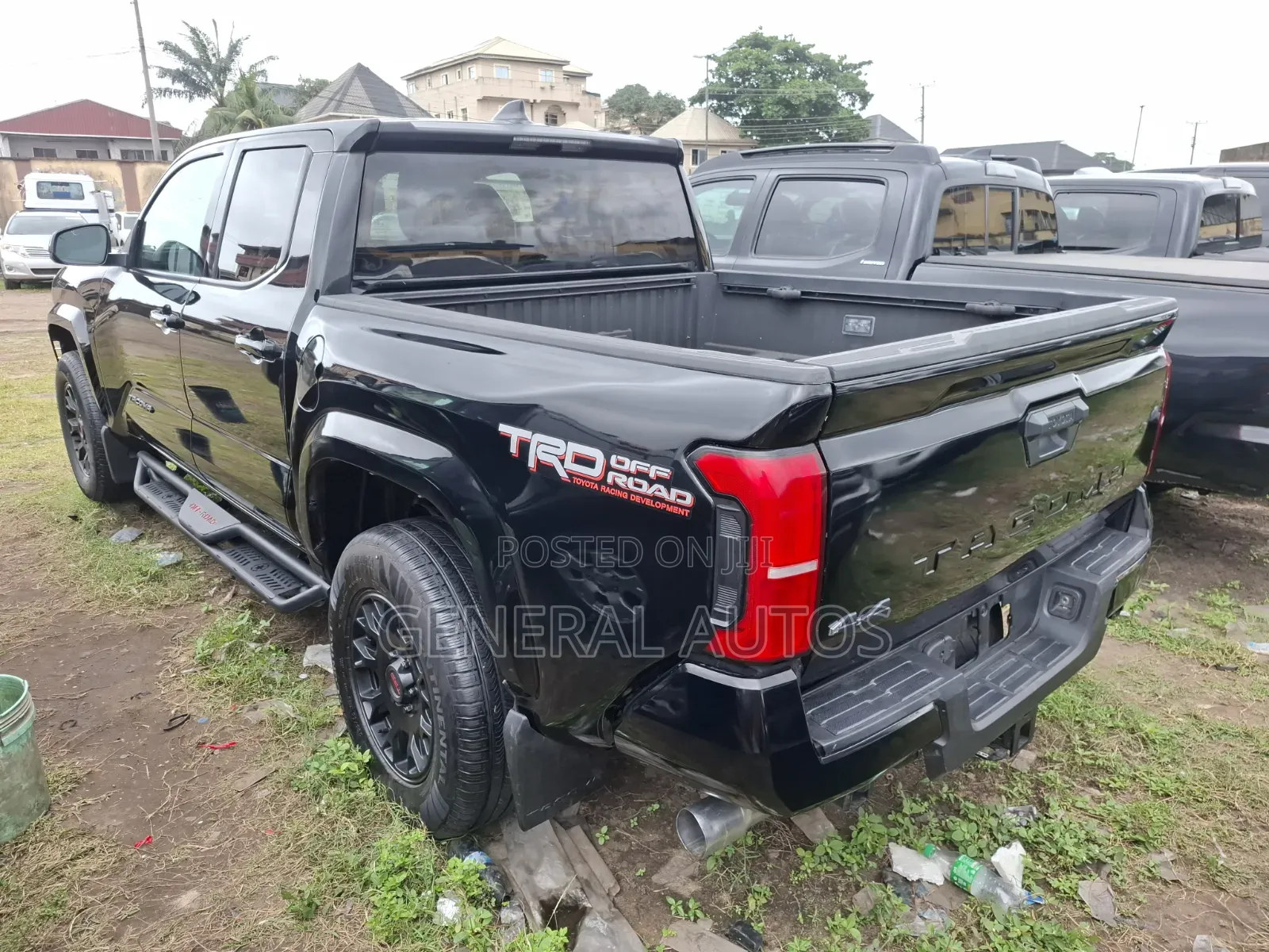Toyota Tacoma TRD Off-Road Double Cab 4WD 5.0 ft. SB (Automatic) 2025