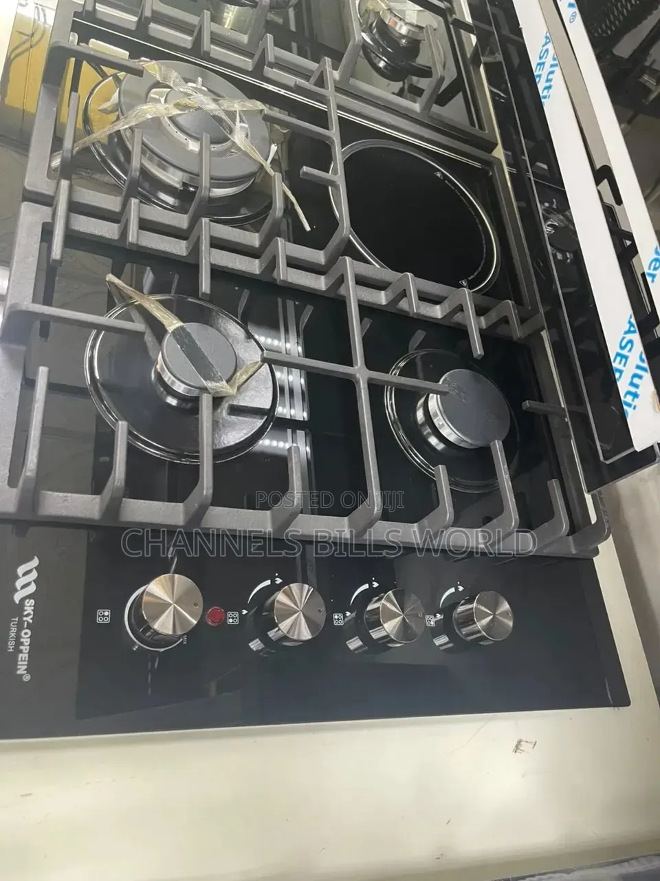 3 Gas and 1 Electric Burner