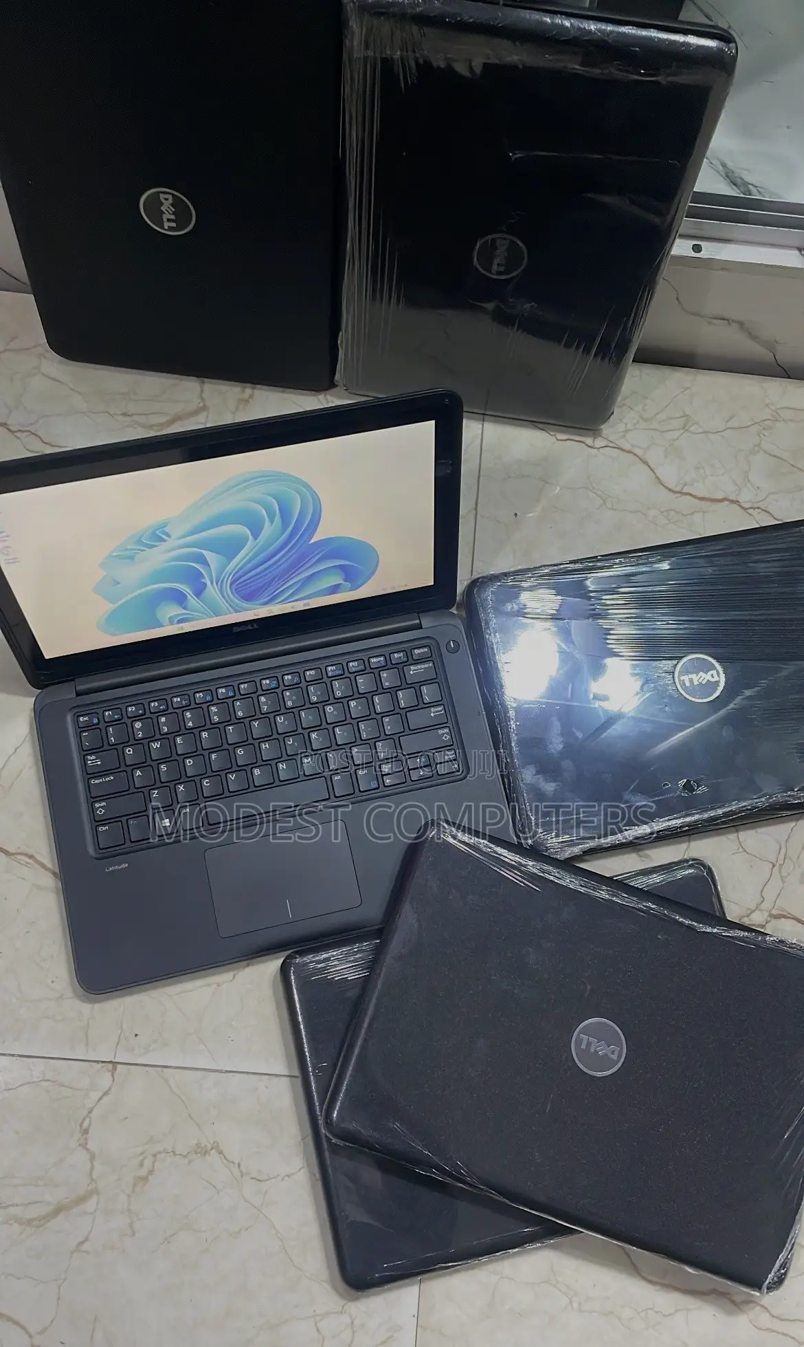 Laptop Dell Latitude 3380 4GB Intel Core i3 SSD 128GB