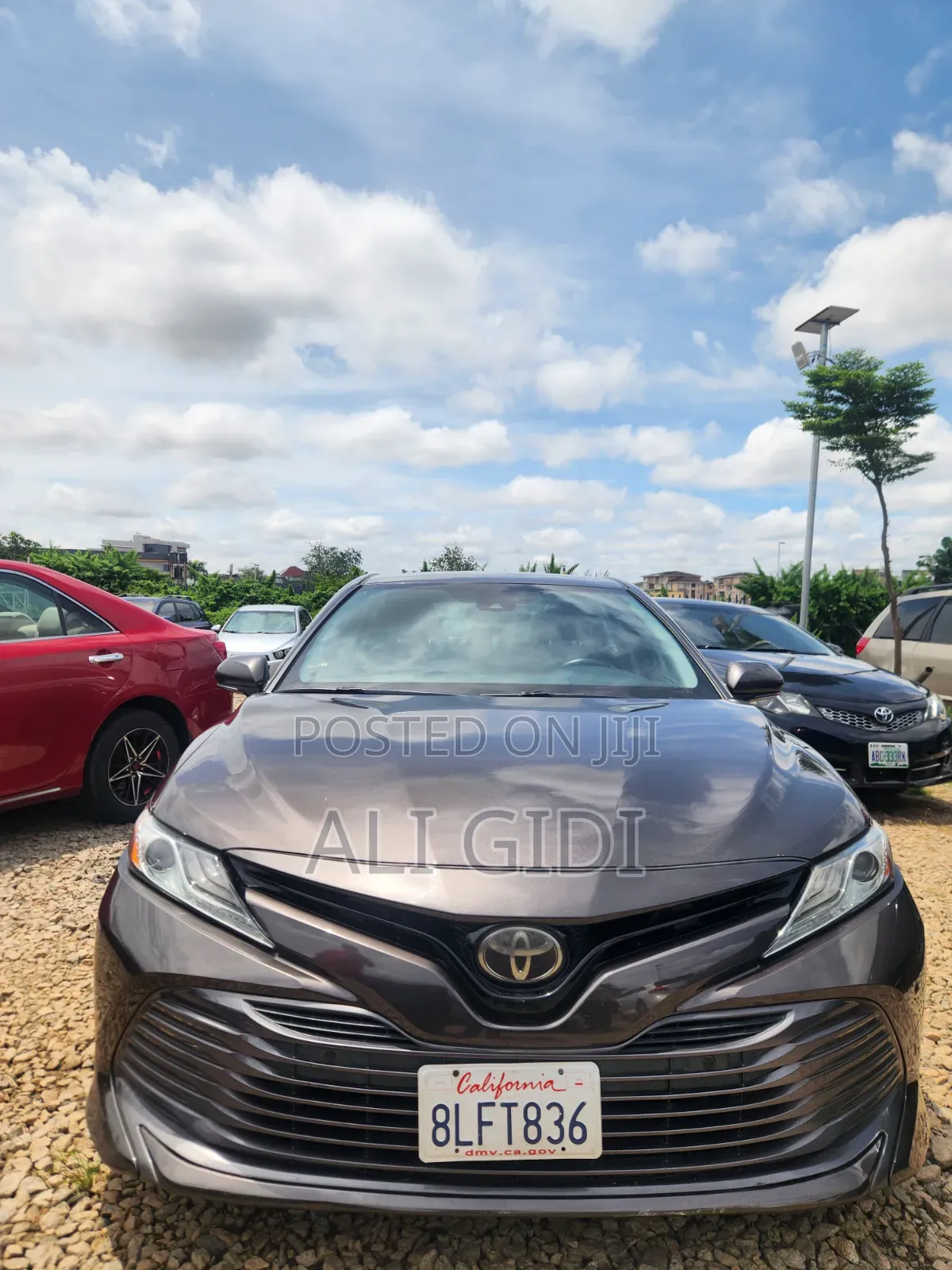 Toyota Camry 2018 Brown