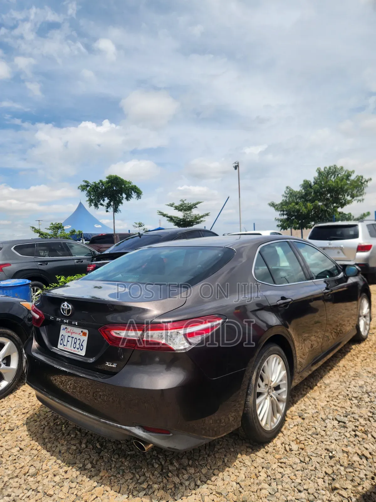 Toyota Camry 2018 Brown