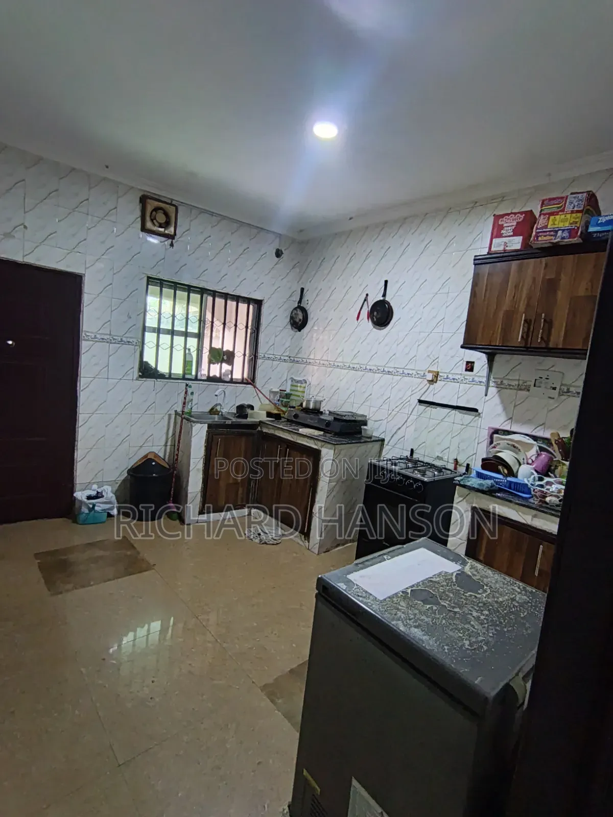 1bdrm Shared Apartment in Non Flooded, Thomas Estate for rent